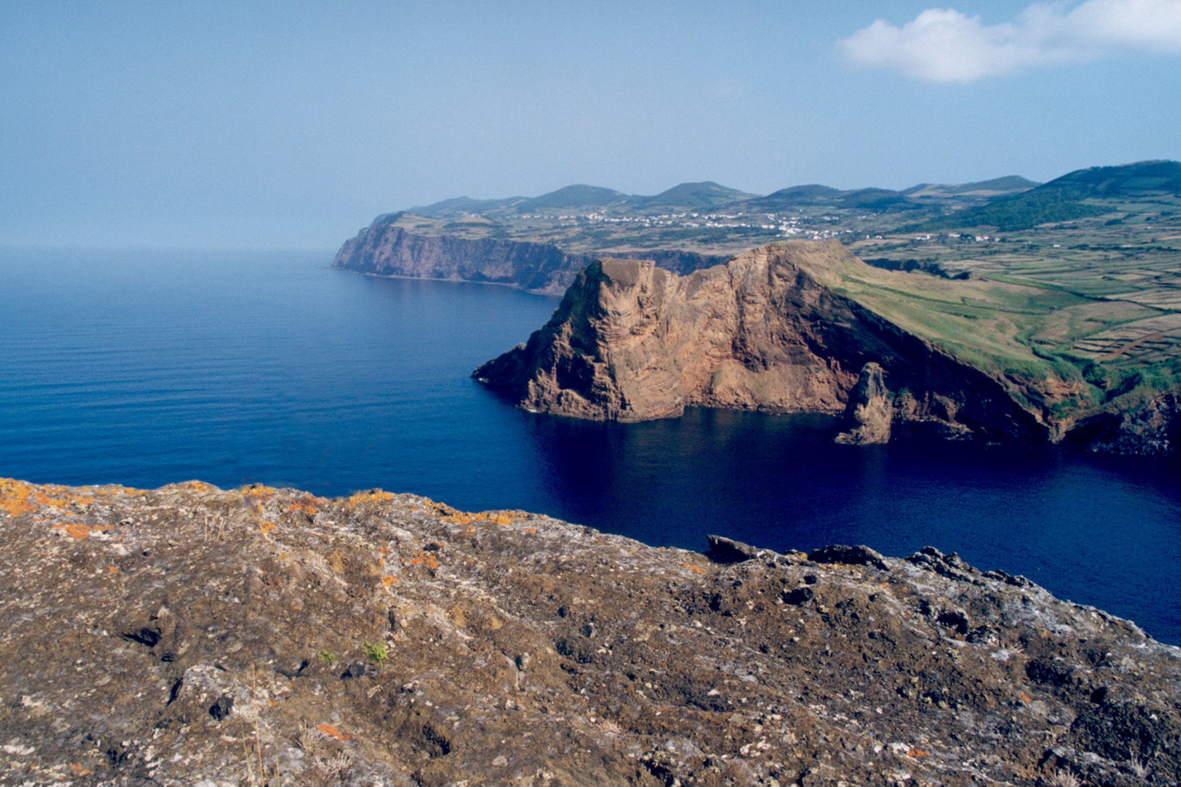 144 são jorge island.webp